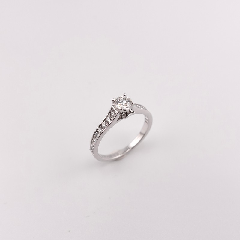 CARTIER DIAMOND RING, 0.32 ct